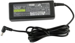 sony original 19.5V 3.9A adapter